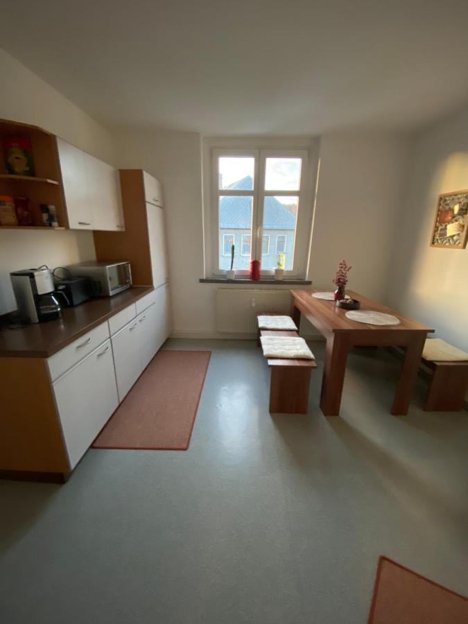Geraeumige Ferienwohnung Im Gruenen Lichtenstein-Callnberg Exterior foto
