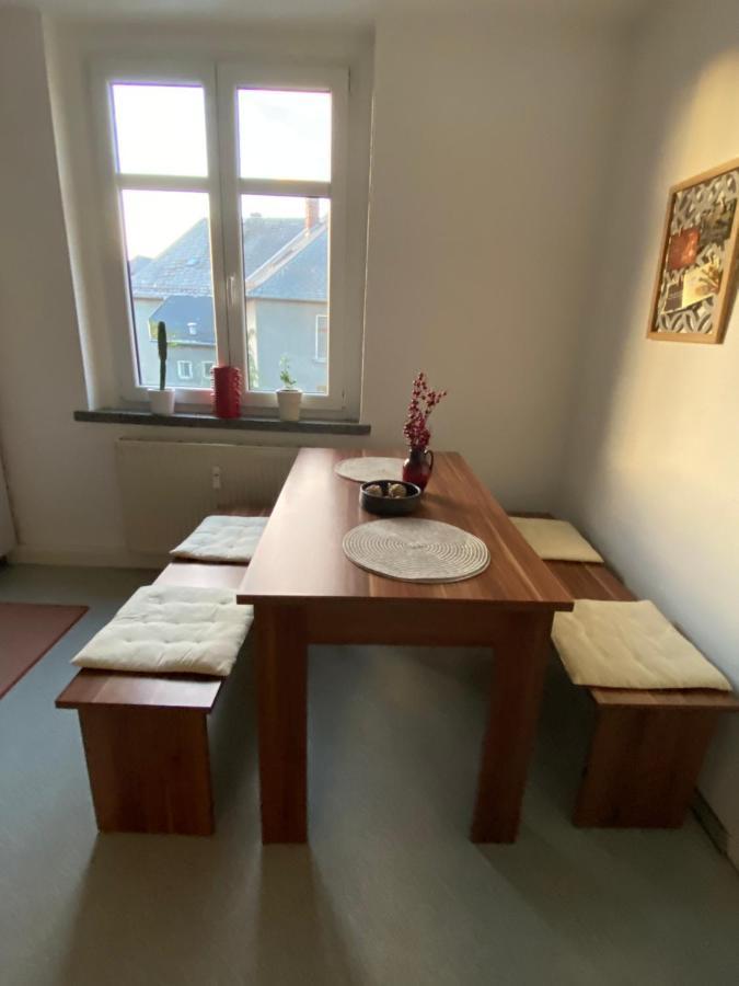 Geraeumige Ferienwohnung Im Gruenen Lichtenstein-Callnberg Exterior foto