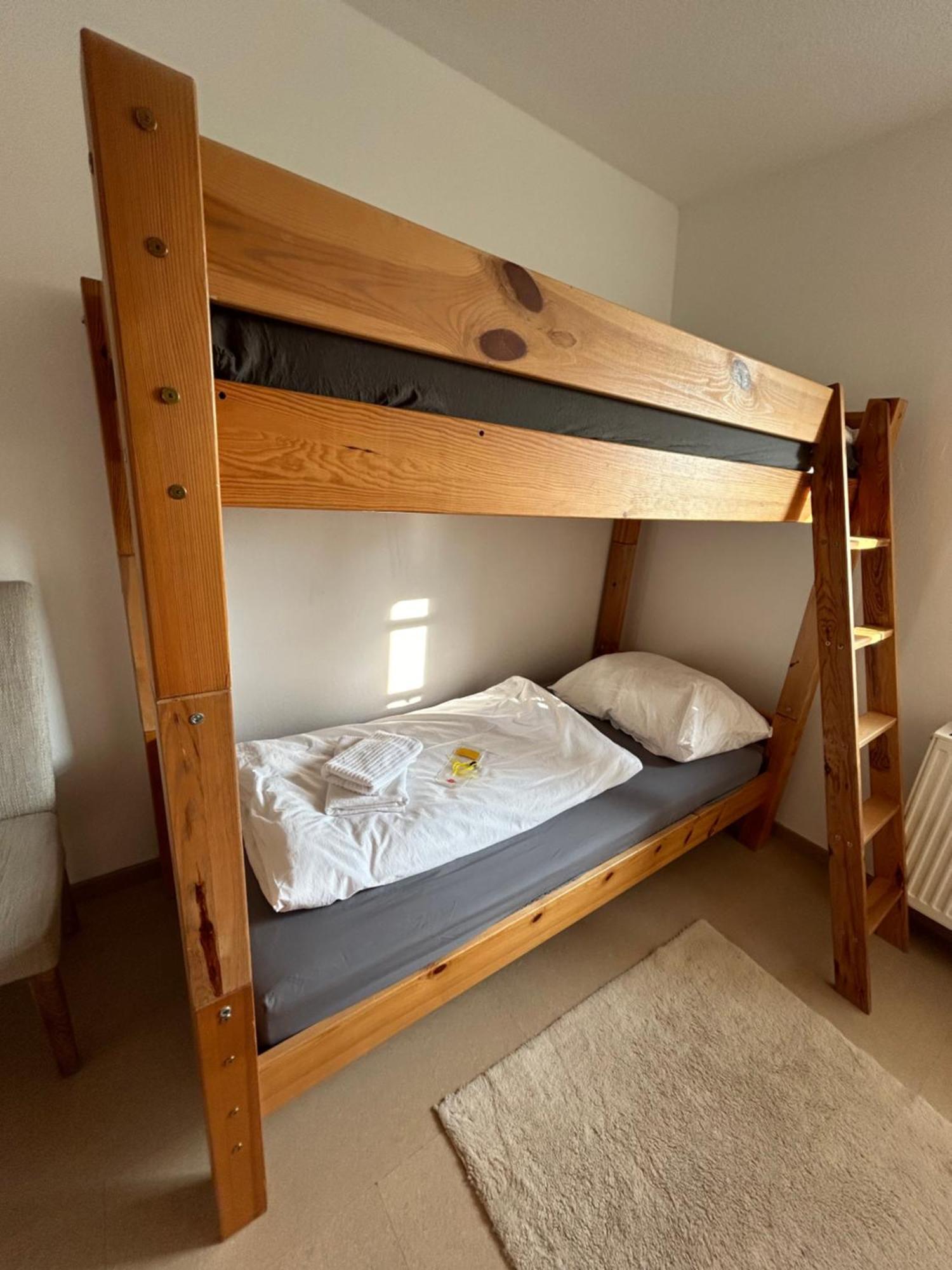 Geraeumige Ferienwohnung Im Gruenen Lichtenstein-Callnberg Exterior foto